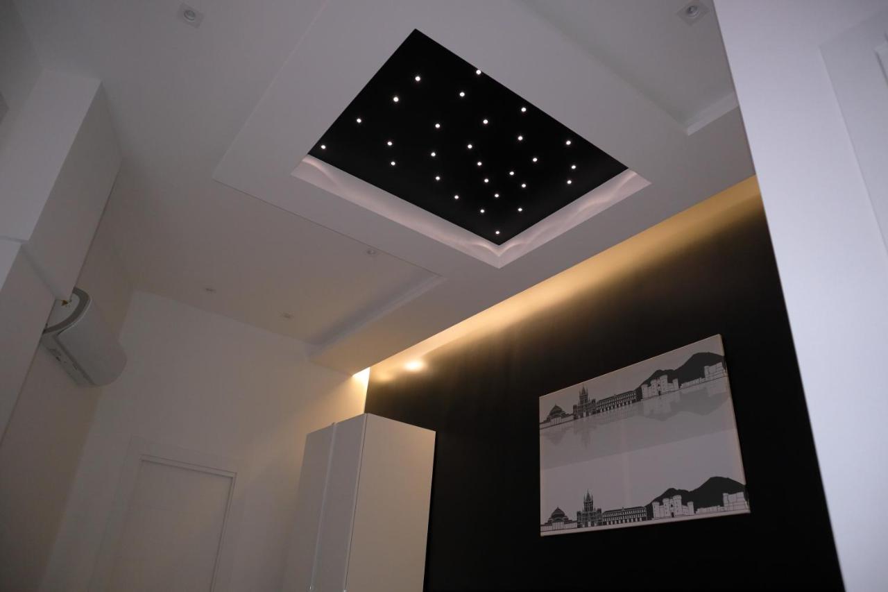 Rettifilo 201 Exclusive Rooms Napels Buitenkant foto