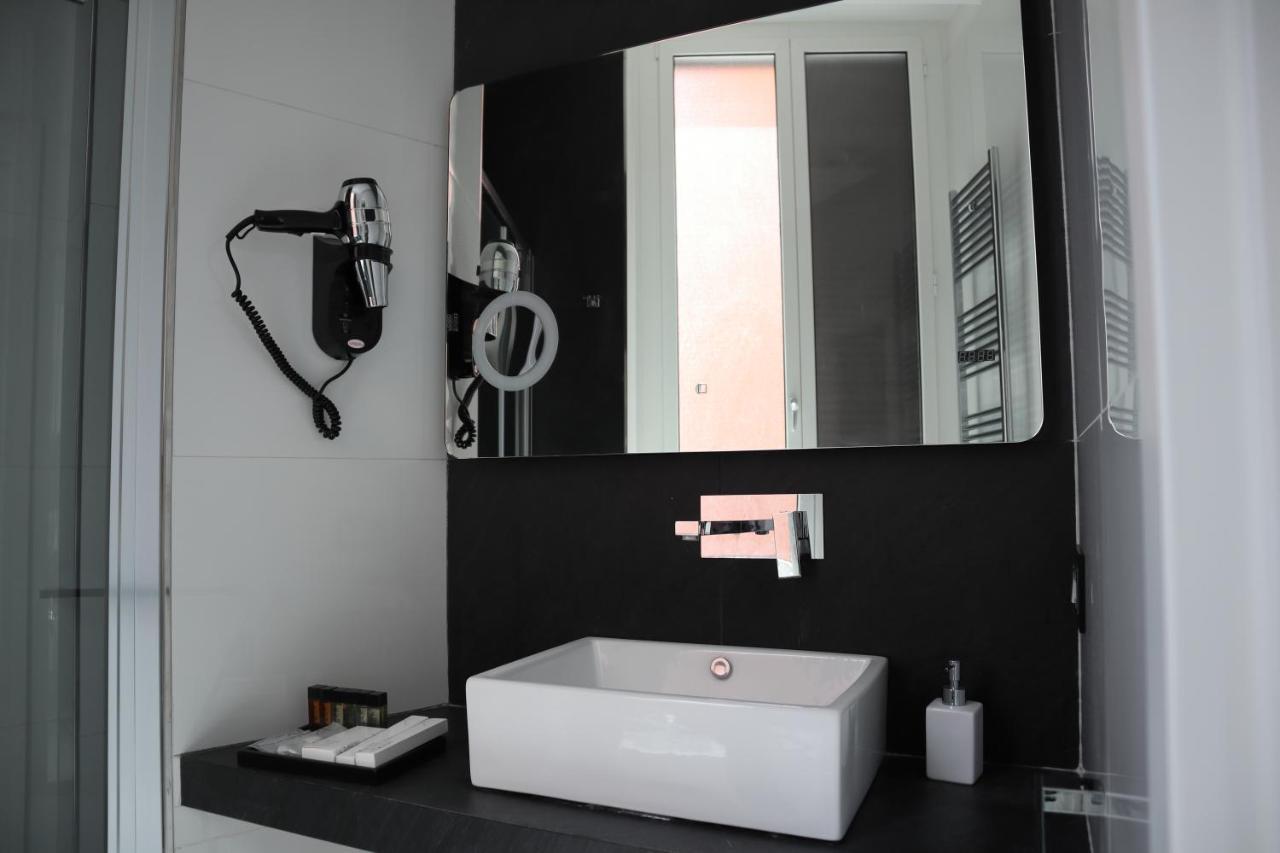 Rettifilo 201 Exclusive Rooms Napels Buitenkant foto