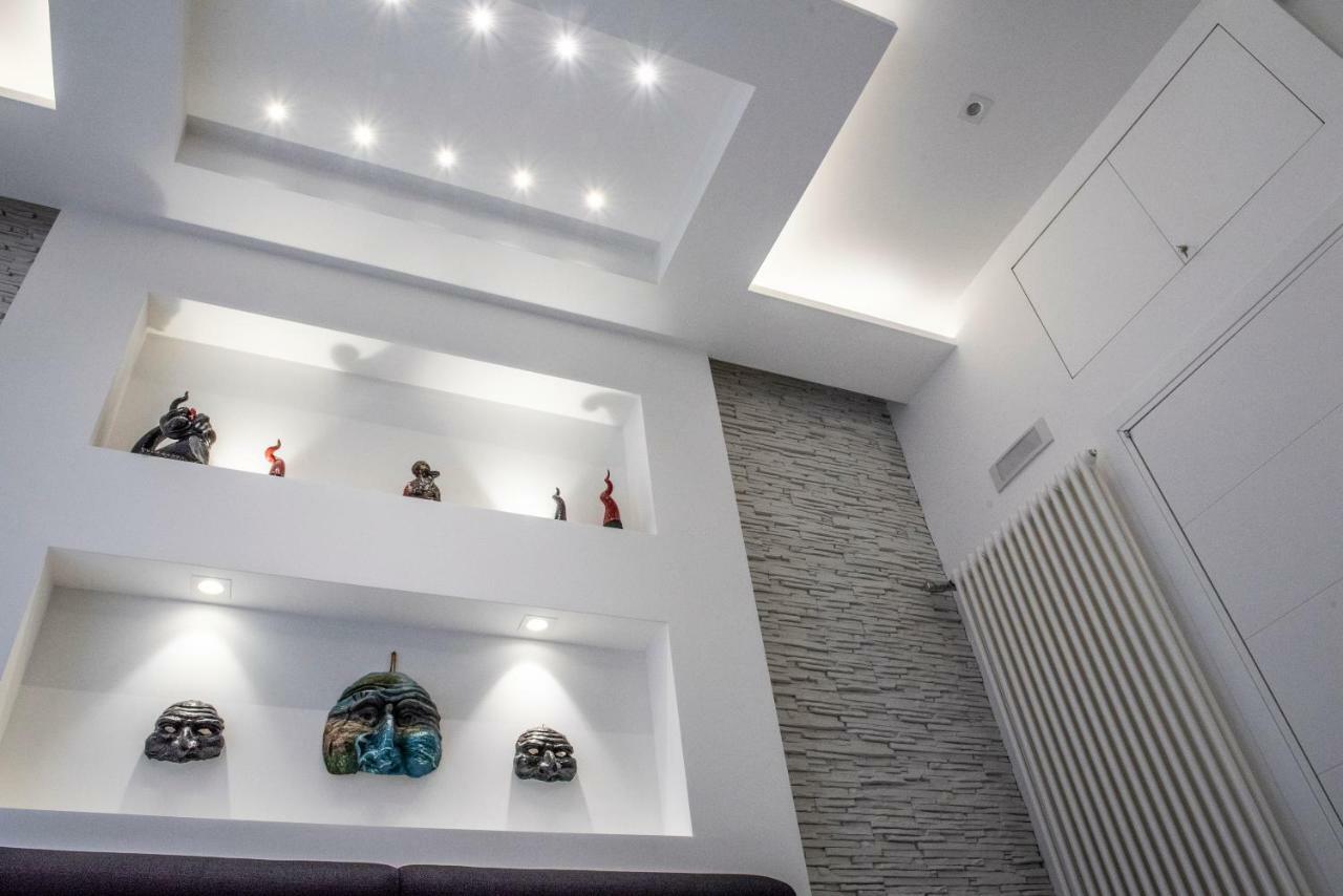 Rettifilo 201 Exclusive Rooms Napels Buitenkant foto